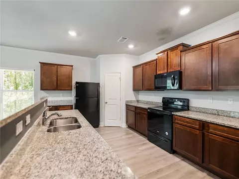 197 Darling Ln, Pendergrass, GA 30567 photo 10