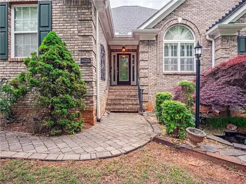 4225 Old Wood Dr, Conyers, GA 30094