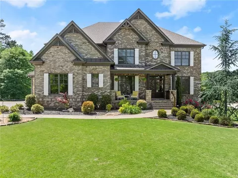 4040 Copper Leaf Ln, Cumming, GA 30040