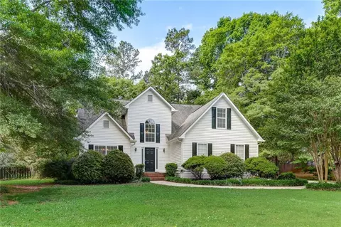 754 Daileys Creek Dr, Mcdonough, GA 30253