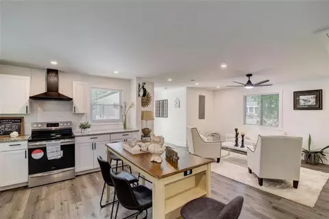 192 Hemphill School Rd NW, Atlanta, GA 30331