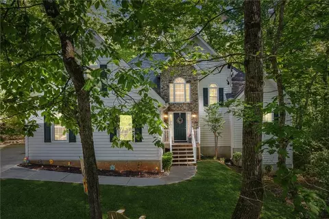 1002 Cove Lake Ct, Lawrenceville, GA 30045