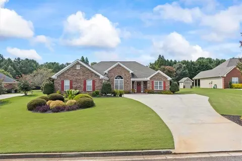 2413 High Mdws, Conyers, GA 30094