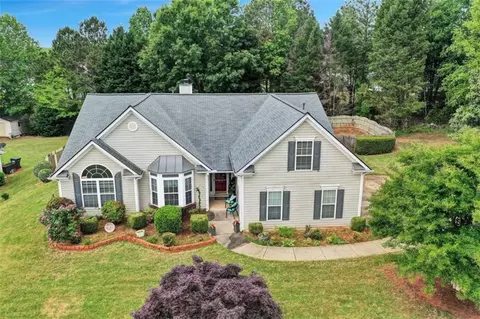 175 SE Meadowbrook Ct, Covington, GA 30016 photo 2