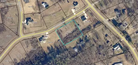 131 Fairview Meadows Dr, Demorest, GA 30535