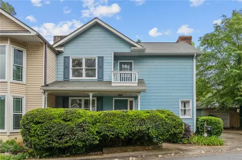13 Old Decatur Cir, Decatur, GA 30030
