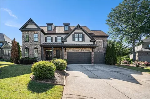 3713 Willow Wind Dr, Marietta, GA 30066
