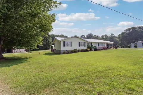 4302 Franklin Goldmine Rd, Cumming, GA 30028