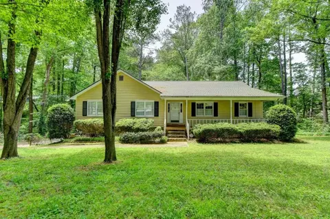 2157 Willow Ct, Grayson, GA 30017