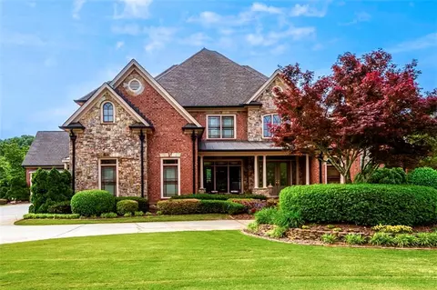 2770 Drayton Hall Dr, Buford, GA 30519