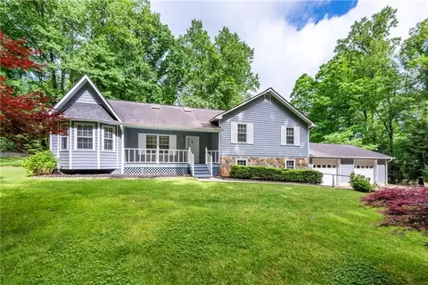 262 White Oak Dr, Jasper, GA 30143