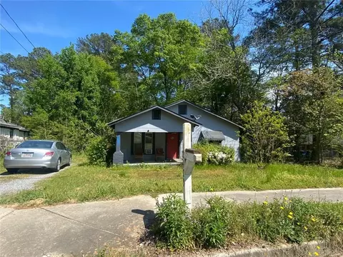 2429 New Clinton Rd, Macon, GA 31217