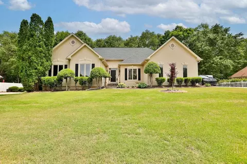 119 Tara Blvd, Loganville, GA 30052