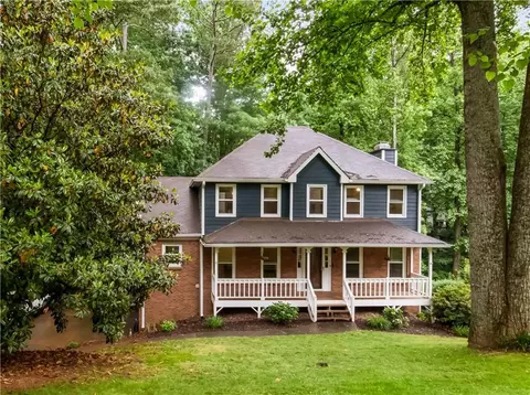 1618 Ellenwood Dr NE, Roswell, GA 30075