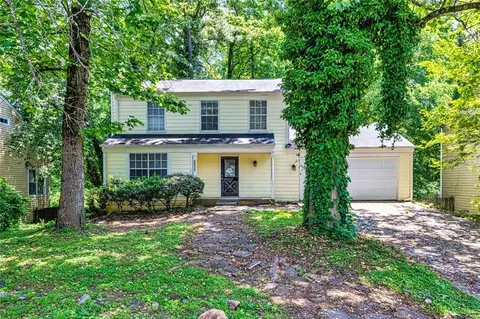2933 Carrie Farm Rd NW, Kennesaw, GA 30144