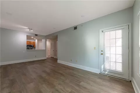 1075 Peachtree Walk NE #A102, Atlanta, GA 30309