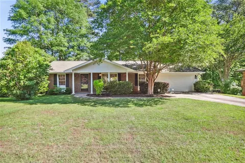 2502 Asbury Ct, Decatur, GA 30033