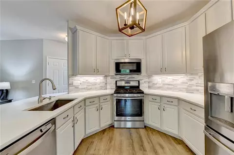 2350 Pendleton Pl, Suwanee, GA 30024 photo 17