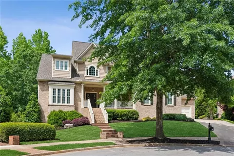4855 Meadow Park Ln, Suwanee, GA 30024
