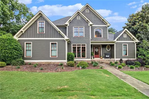 1129 Ivey Brook Dr, Bethlehem, GA 30620