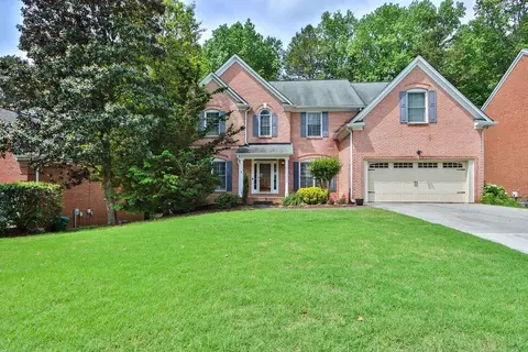 4607 Cedar Wood Dr SW, Lilburn, GA 30047