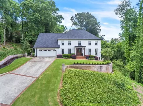 685 Willow Knoll Dr SE, Marietta, GA 30067