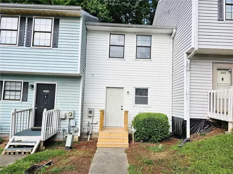 6946 Oakhill Cir, Austell, GA 30168