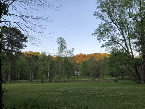 147 Robs Rd, Talking Rock, GA 30175