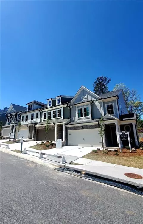 304 N Rampart St, Canton, GA 30114