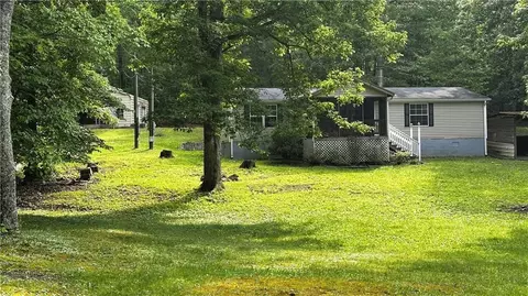 78 Country Creek Rd NE, White, GA 30184