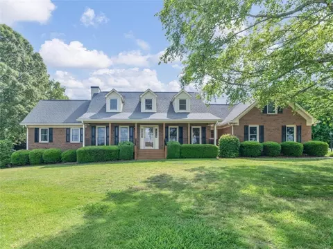 60 Melody Dr, Covington, GA 30014 photo 2