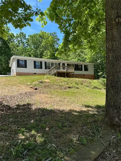 6605 Victoria Ln, Lula, GA 30554