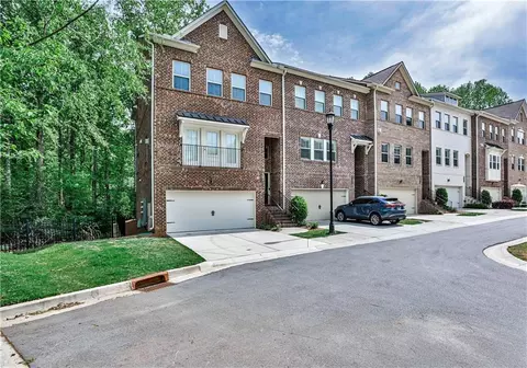 5155 Chesterfield Ln, Atlanta, GA 30338