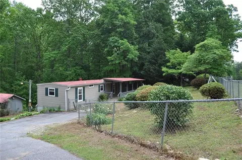 5261 N Forest Blvd, Gainesville, GA 30506