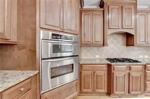 Kitchen - 1675 Briergate Dr, Duluth, GA 30097 photo 2 of 4