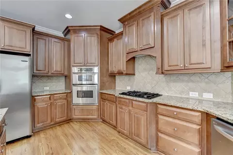 Kitchen - 1675 Briergate Dr, Duluth, GA 30097 photo 4 of 4