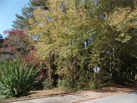0 Thompson Dr, Union City, GA 30291