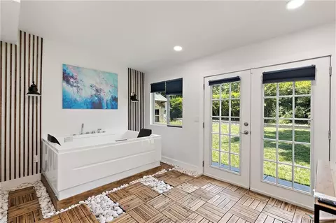 3925 Glenaire Ct, Duluth, GA 30096 photo 12