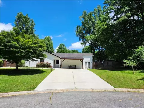 3925 Glenaire Ct, Duluth, GA 30096