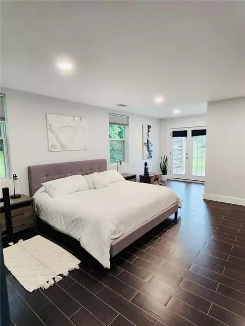 3925 Glenaire Ct, Duluth, GA 30096 photo 10