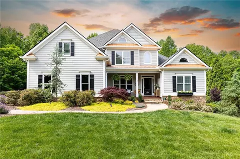 716 Goodson Rd, Dawsonville, GA 30534
