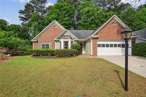2400 Millerbrook Dr, Duluth, GA 30096