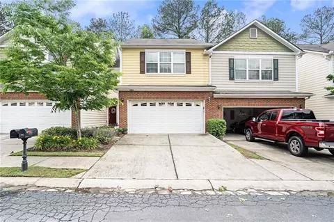 1084 Treymont Ln, Lawrenceville, GA 30045