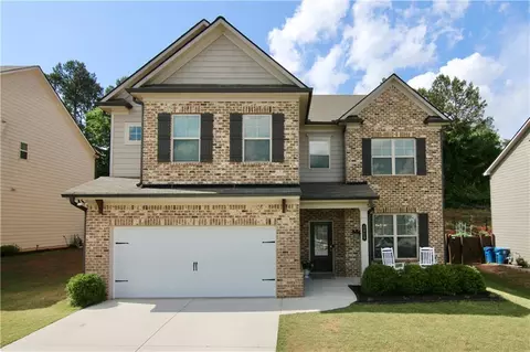 1018 W Union Grove Cir, Auburn, GA 30011