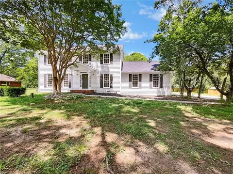 190 Wilmington Ln, Fayetteville, GA 30214