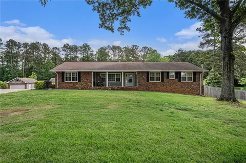 1240 Flat Rock Rd, Stockbridge, GA 30281