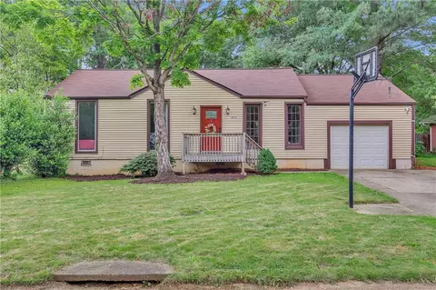 1814 Clearwater Dr SE, Marietta, GA 30067