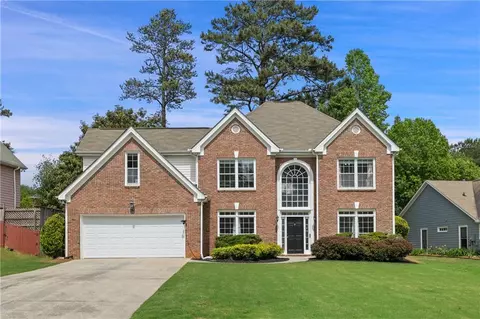 4825 Allison Dr, Sugar Hill, GA 30518