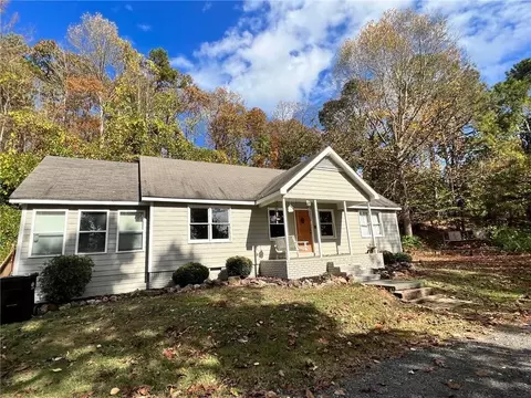60 Bevil Ridge Rd SE, Emerson, GA 30137