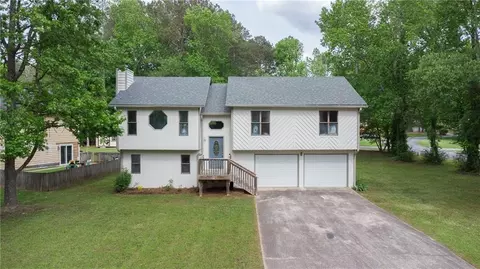 2648 Deerfield Cir SW, Marietta, GA 30064